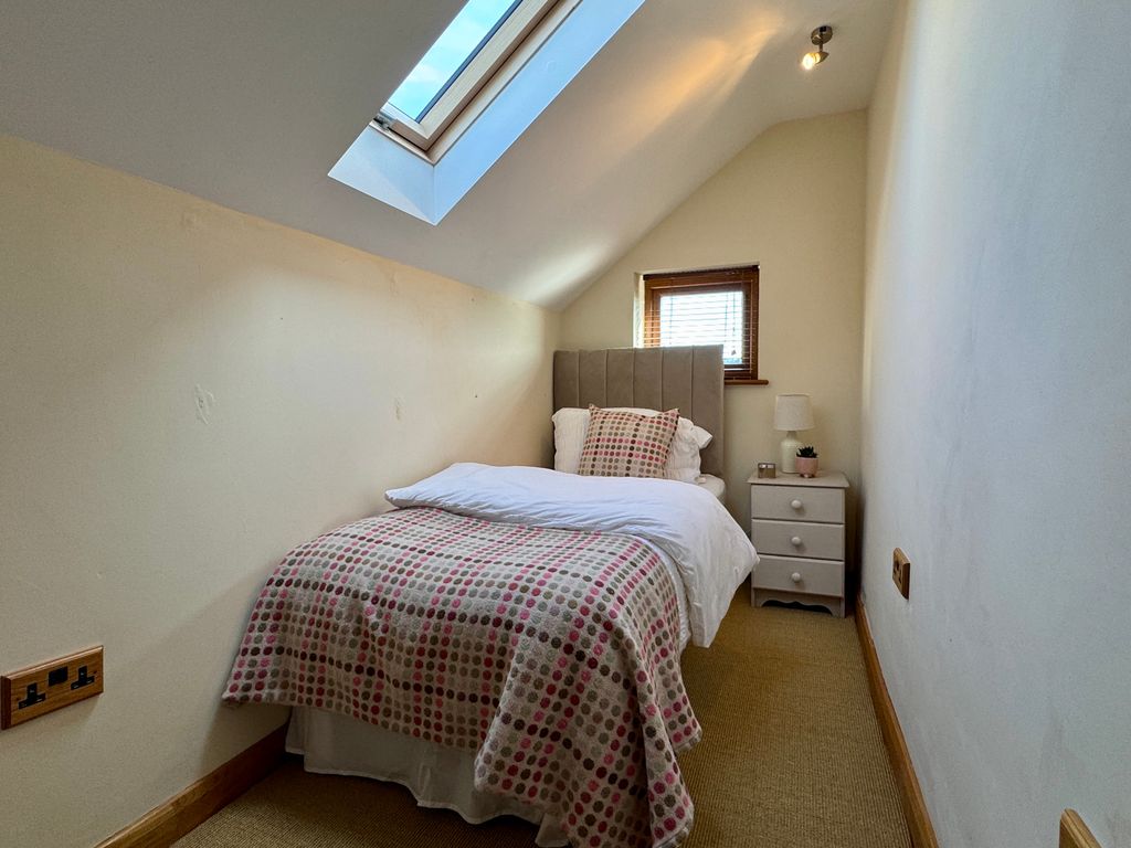 Additional image 16 of 4 bed property to rentLlanegwad, Carmarthen SA32