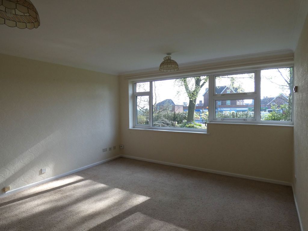 Additional image 6 of 2 bed flat to rentChestnut Court, Avenue Road, Malvern, Worcestershire WR14