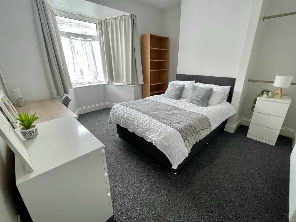 5 bed shared accommodation to rentArgyle Street, Swansea SA1 photo 2