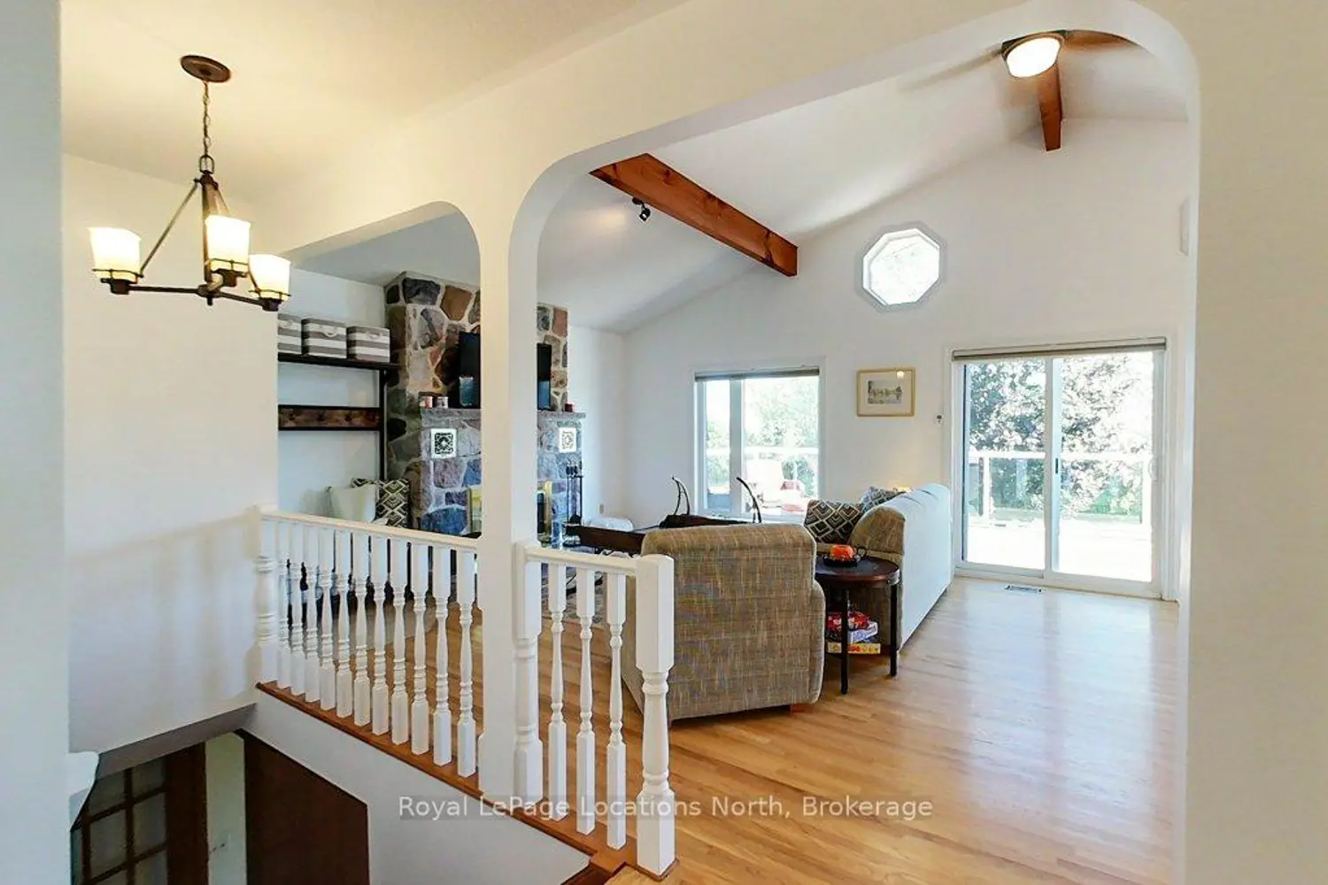 Additional image 8 of 306 Lakeshore Road