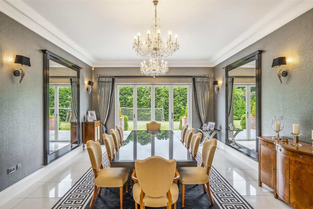 Additional image 3 of 5 bed detached house to rentBrockenhurst Road, Ascot SL5