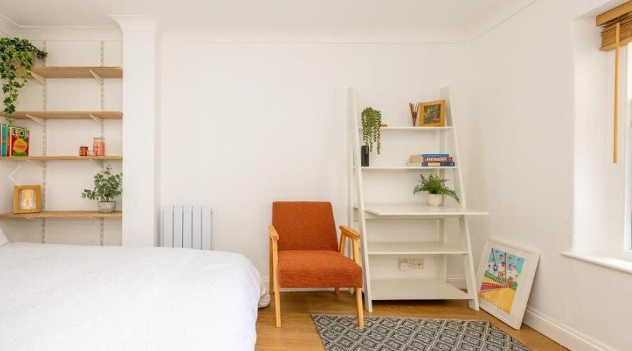 Studio Flat, Redland Road, BS6, N1 7GU