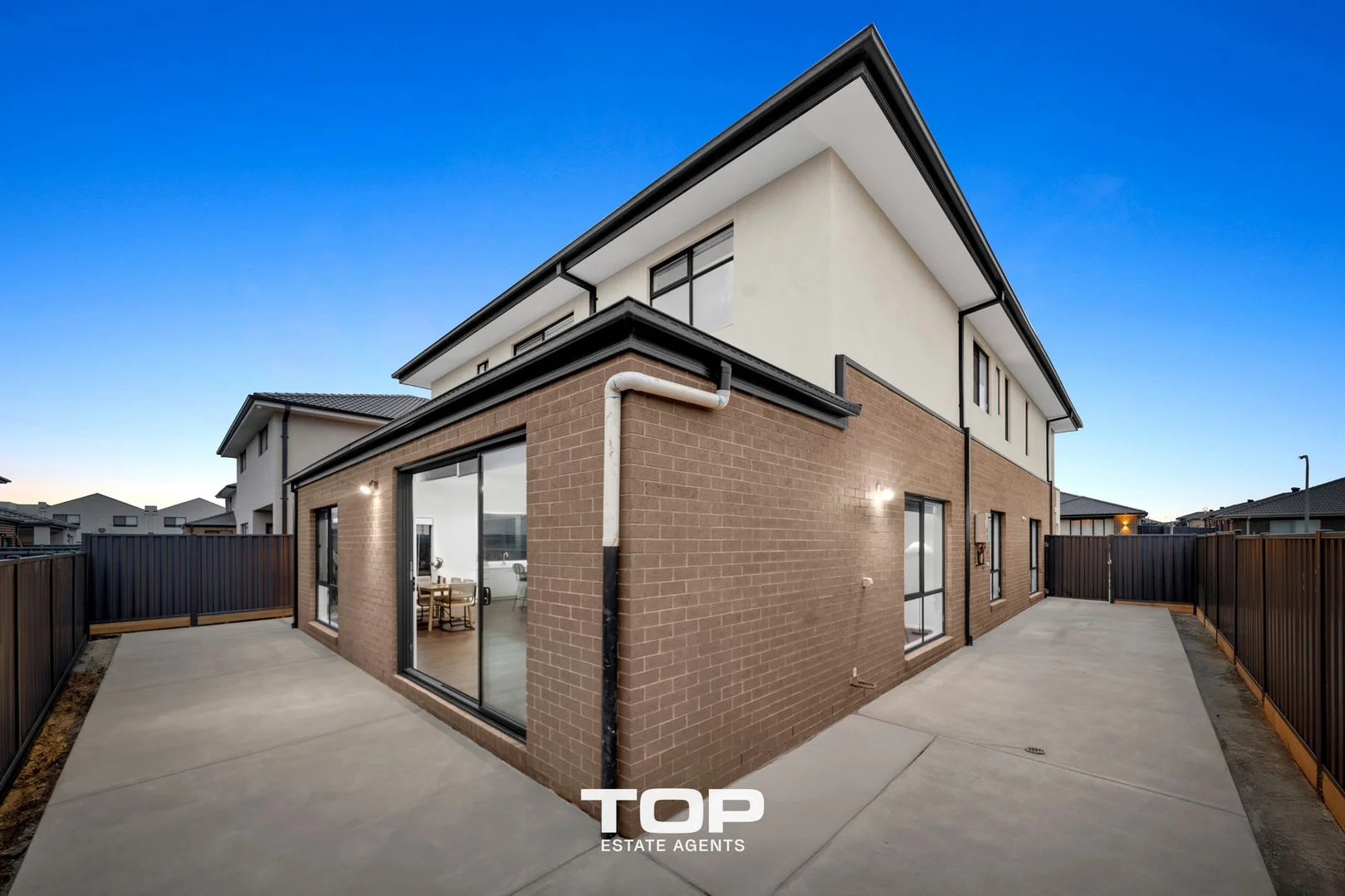 Additional image 37 of 32 Cavern Boulevard, Clyde North VIC 3978