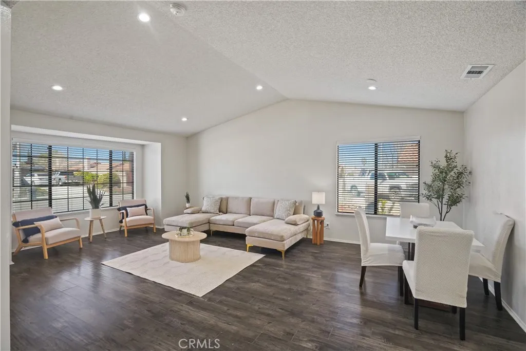 Additional image 4 of 37702 50th Street E, Palmdale, CA 93552