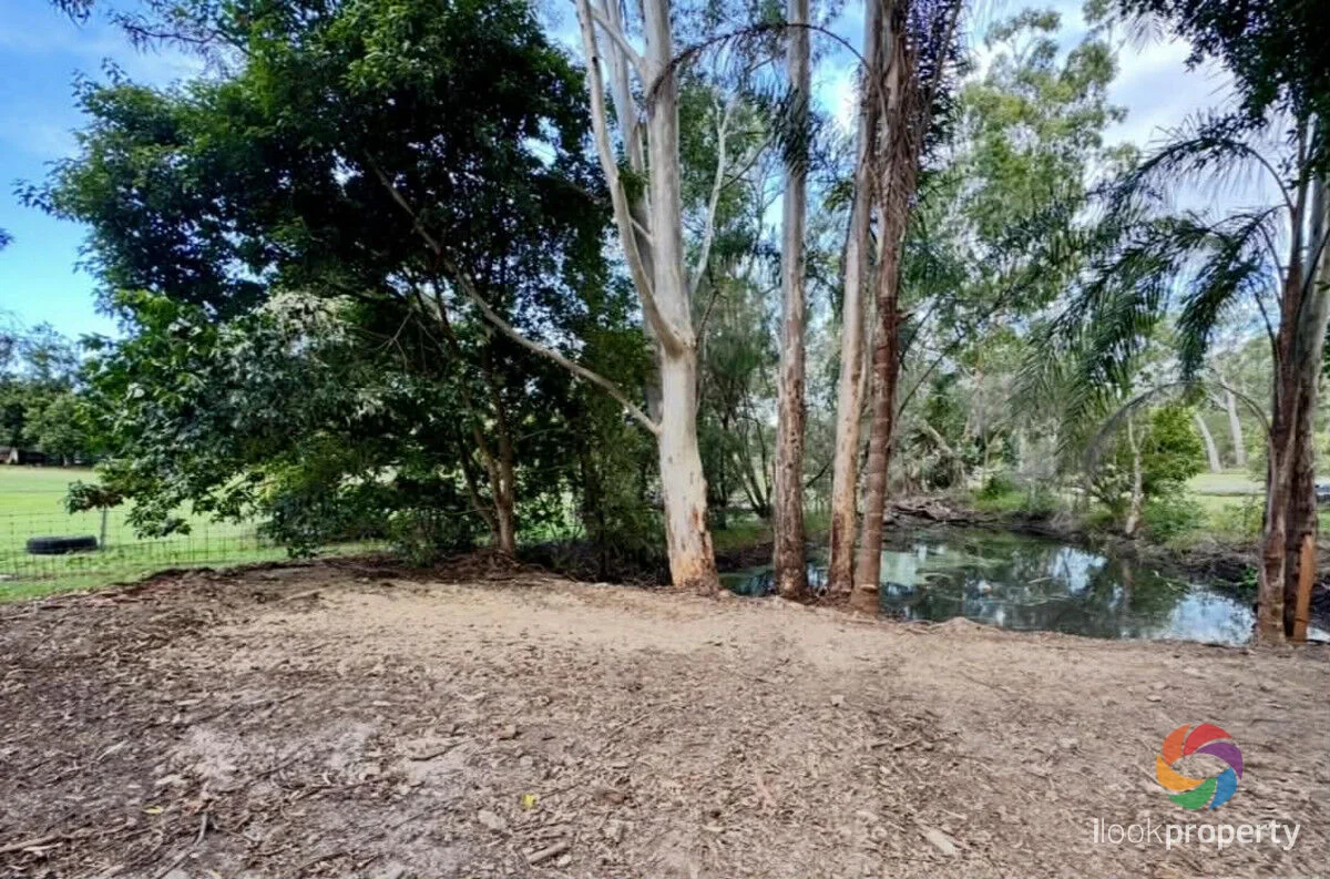 Additional image 33 of 2 Coal Crescent, Tannum Sands QLD 4680