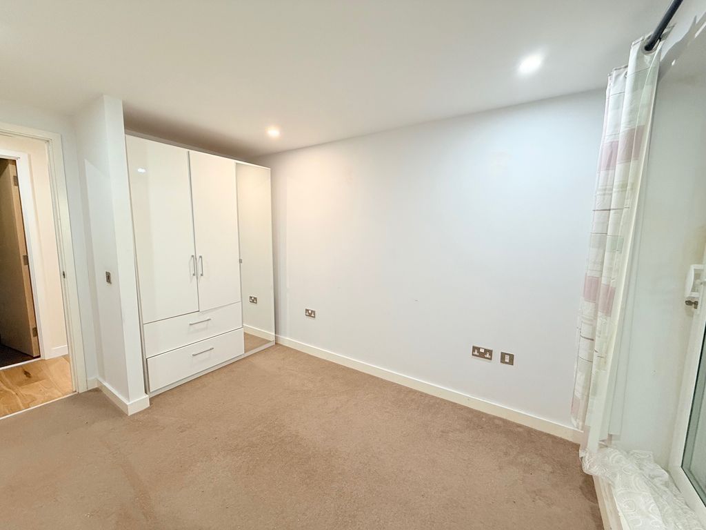 Additional image 7 of 2 bed flat to rentThe Crescent, Newquay TR7