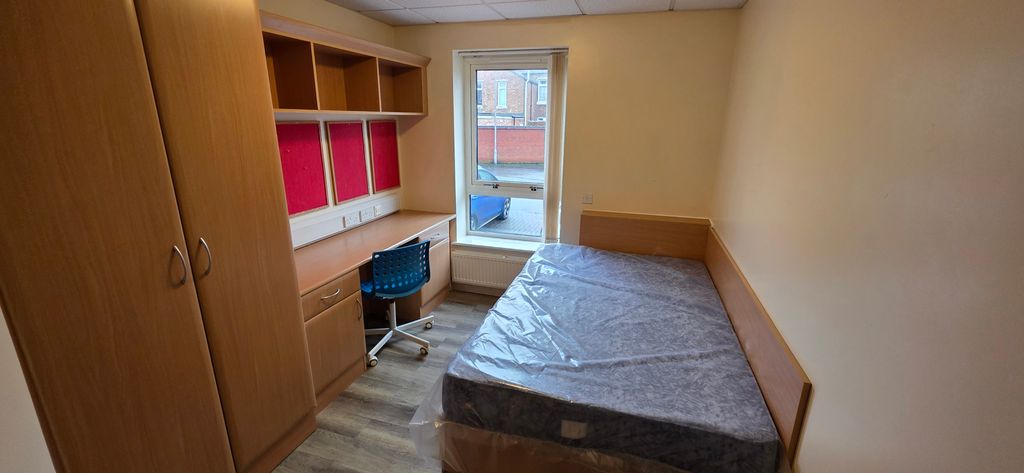 Additional image 5 of 6 bed flat to rentRanelagh Terrace, Leamington Spa CV31
