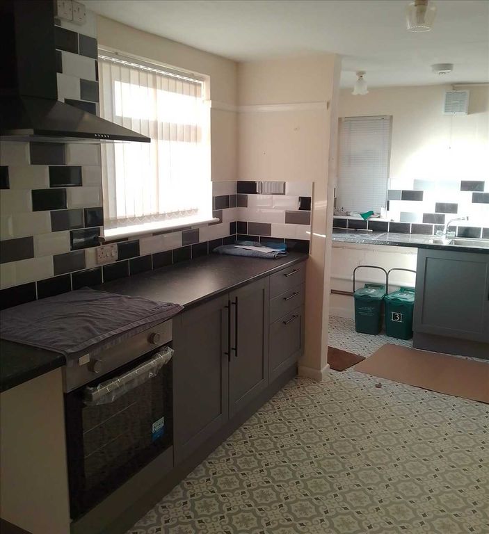 Additional image 2 of 3 bed semi-detached house to rentDynevor Avenue, Llandeilo SA19