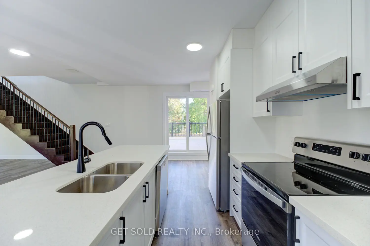 Additional image 3 of 6701 Thorold Stone Road 14