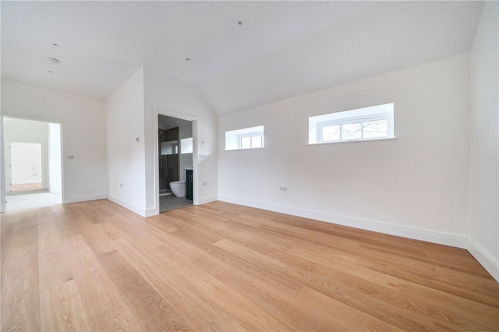 Additional image 6 of 2 bed semi-detached house to rentEnborne Street, Enborne, Newbury, Berkshire RG20