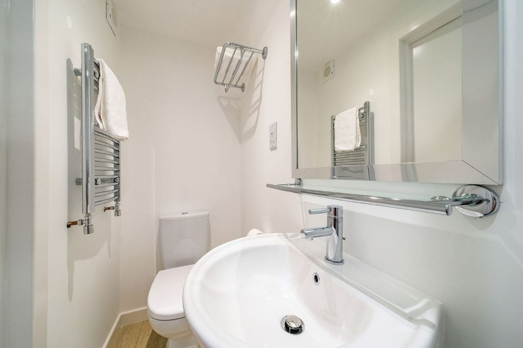 Additional image 3 of 6 bed maisonette to rentEast High Street, Forfar DD8