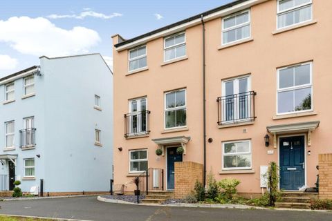 Calves Garden, Charlton Hayes, Bristol, South Gloucestershire BS34