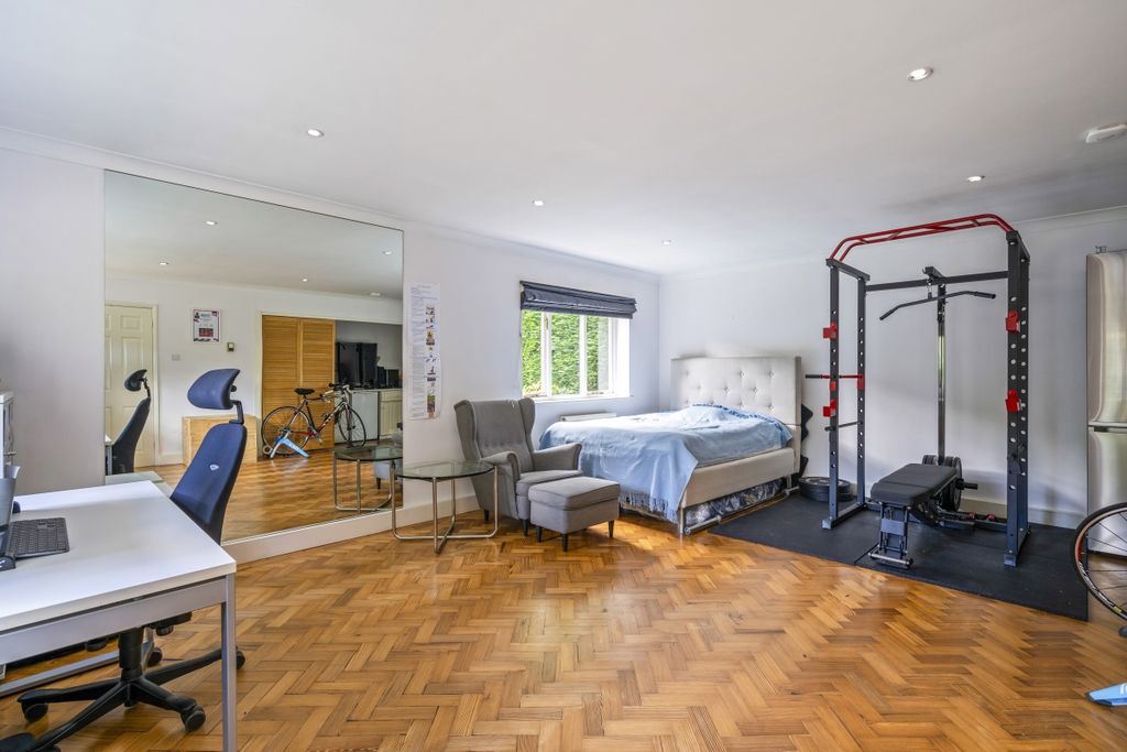 Additional image 14 of 5 bed detached house to rentRichmondwood, Sunningdale SL5