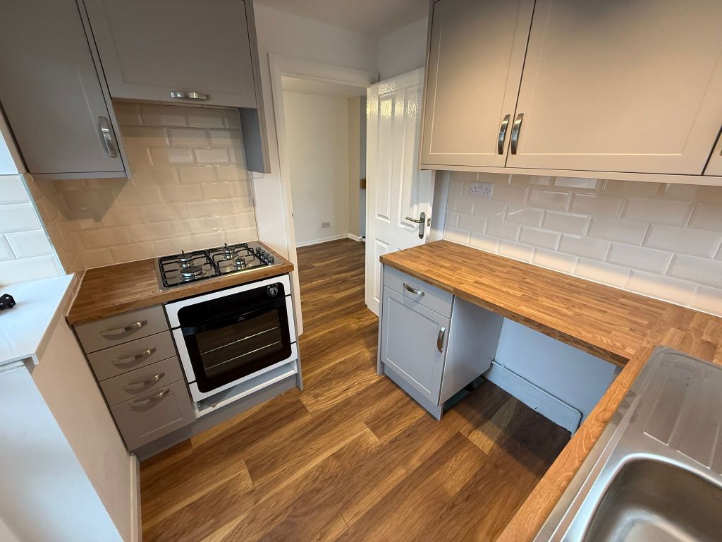 Additional image 2 of 3 bed property to rentAsh Grove, Swansea SA2