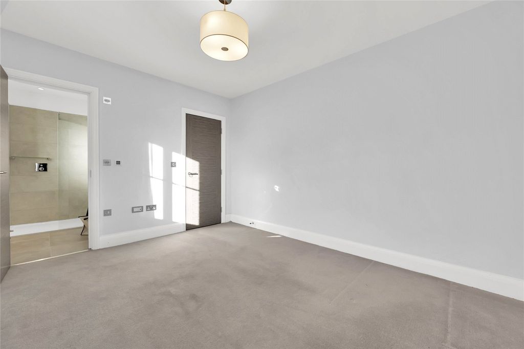 Additional image 17 of 5 bed detached house to rentOval Place, Nether Alderley, Cheshire SK10