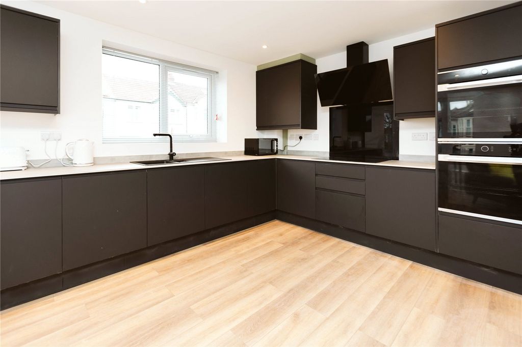 Additional image 5 of 6 bed shared accommodation to rentFilton Avenue, Horfield, Bristol BS7
