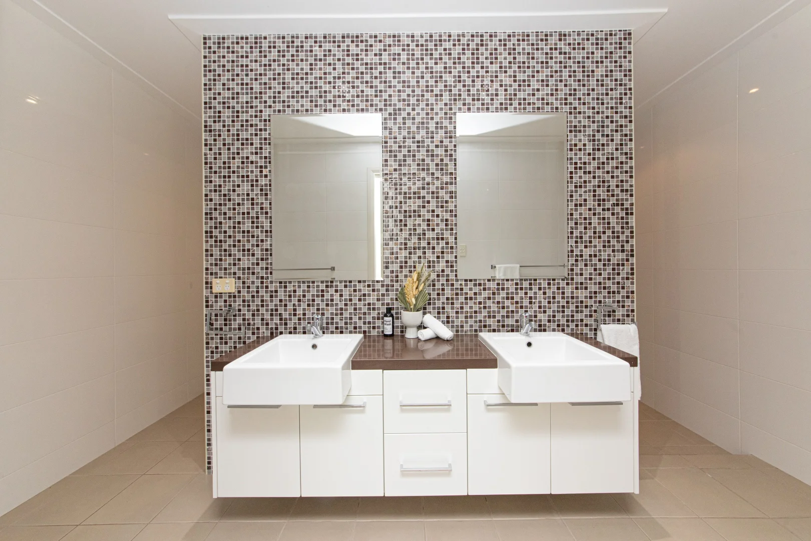 Additional image 13 of 13 Southlakes Parade, Dubbo NSW 2830