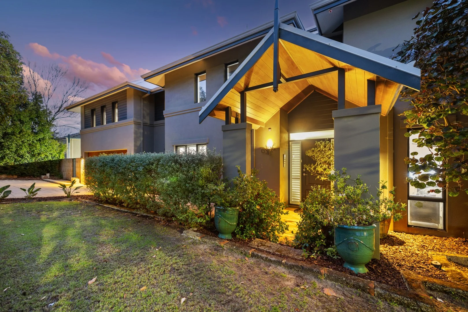 1 Success Crescent, Salter Point WA 6152