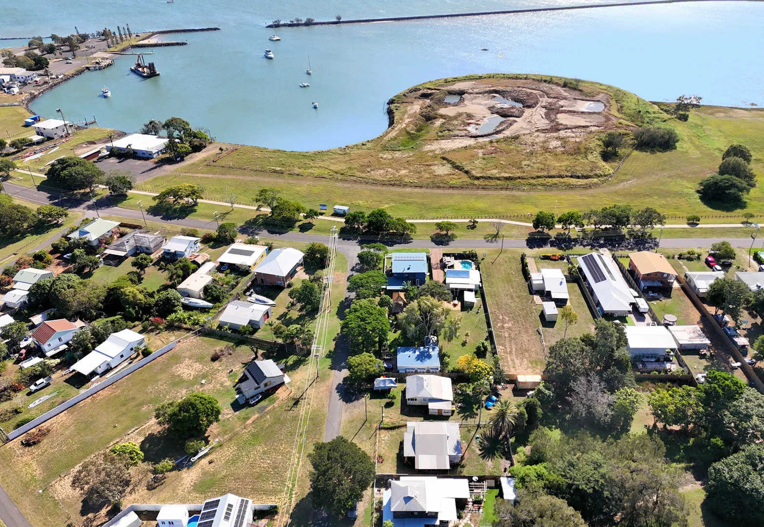 Additional image 2 of 1A Donaldson St, Burnett Heads QLD 4670