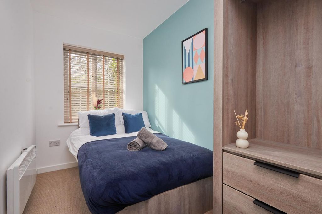 Additional image 8 of 2 bed maisonette to rentSaint Michael's Lane, Leeds LS6
