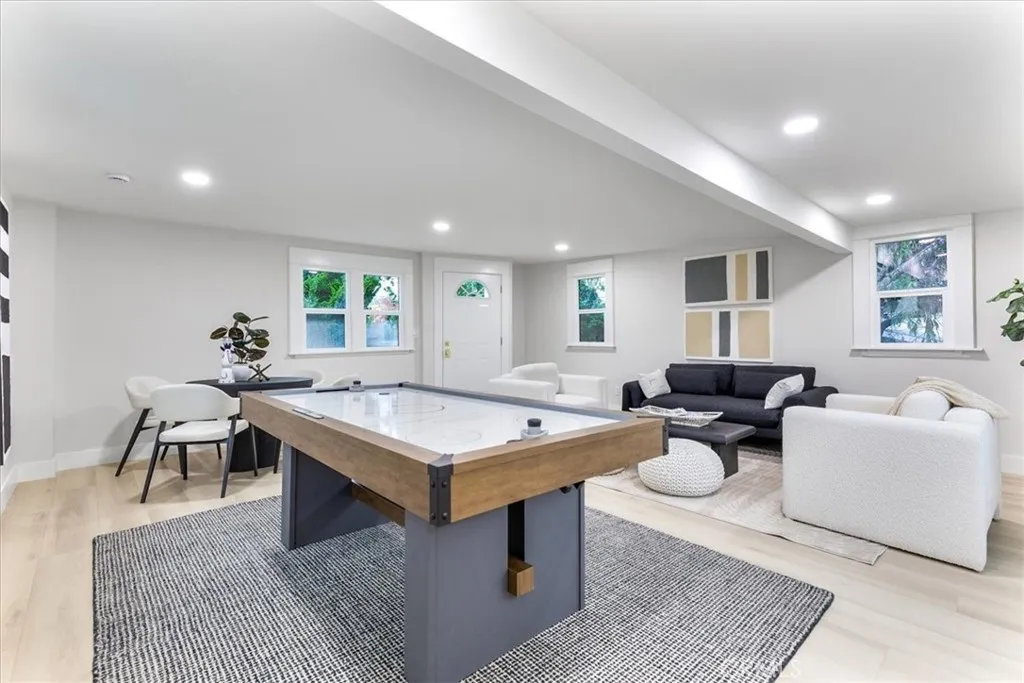 Additional image 39 of 132 Belmont Avenue, Long Beach, CA 90803