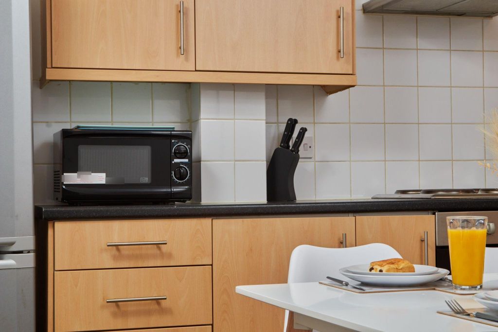 Additional image 7 of 2 bed maisonette to rentSaint Michael's Lane, Leeds LS6