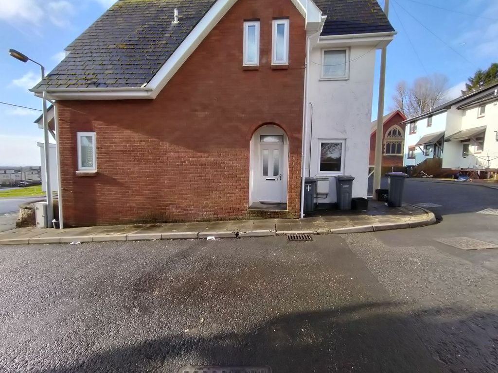 Additional image 12 of 2 bed flat to rentSt. Oswalds Close, Sebastopol, Pontypool NP4