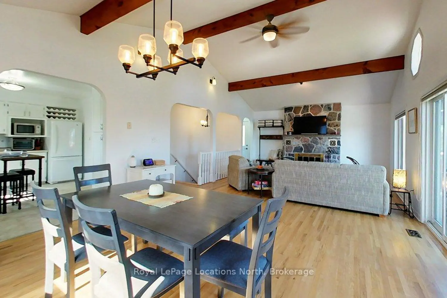 Additional image 4 of 306 Lakeshore Road