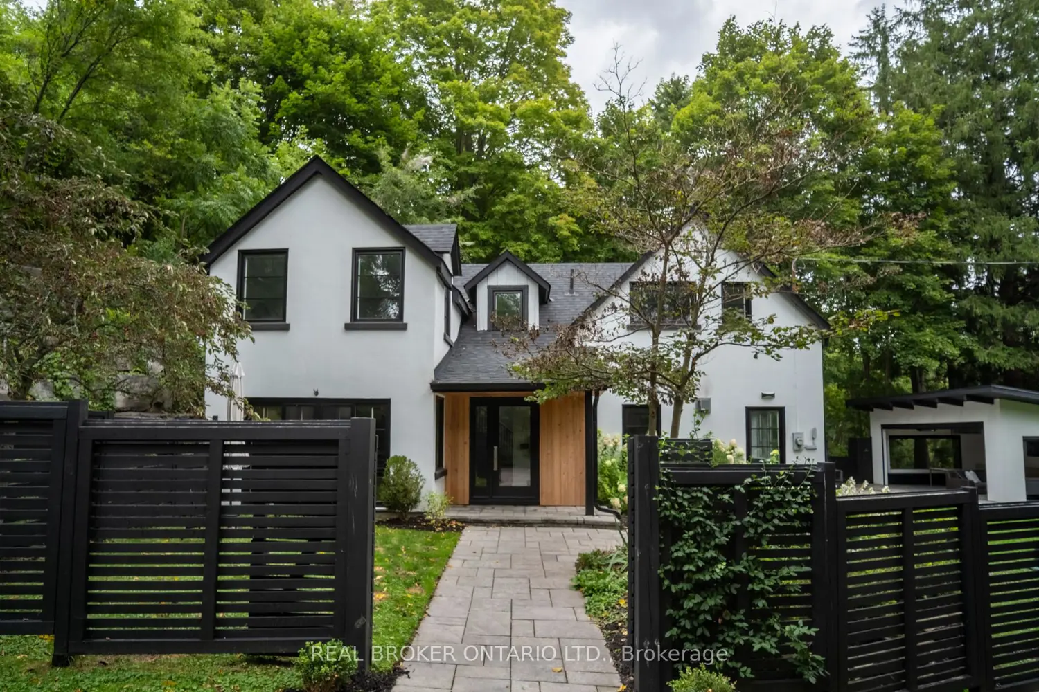 Additional image 18 of 20 Laskay Lane