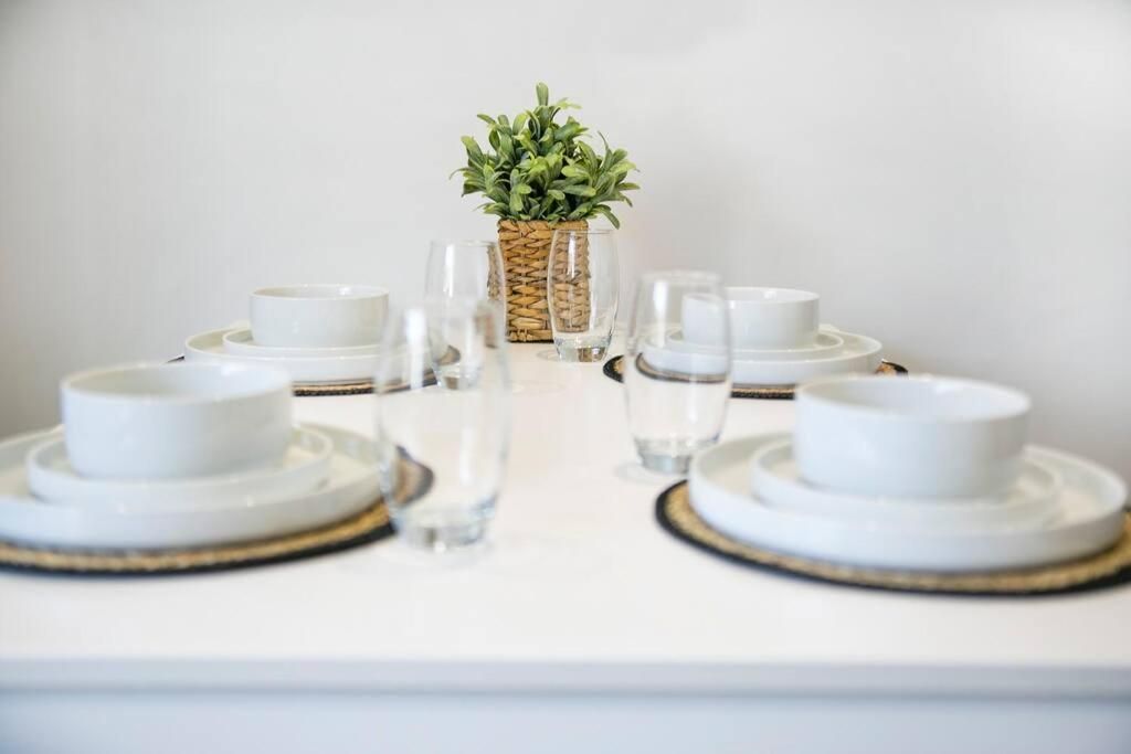 1 bed flat to rentFaulds Crescent, Aberdeen AB12 photo 2