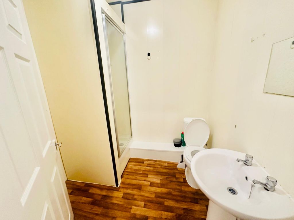 6 bed shared accommodation to rentWestgate Road, Newcastle Upon Tyne NE4 photo 4