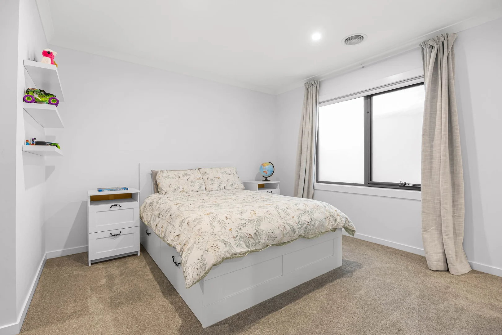 Additional image 26 of 1 Scarlet Drive, Lake Gardens VIC 3355