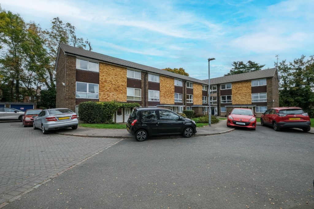 Additional image 22 of 2 bed flat to rentWokingham Road, Binfield, Bracknell RG42