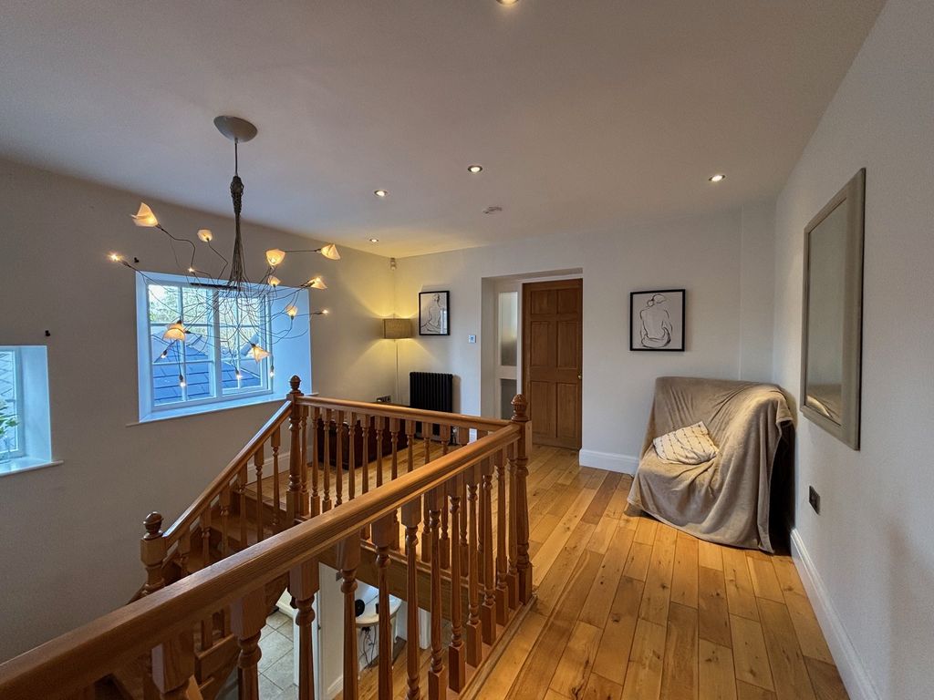 Additional image 8 of 4 bed semi-detached house to rentFerne Dene, Sheffield S21