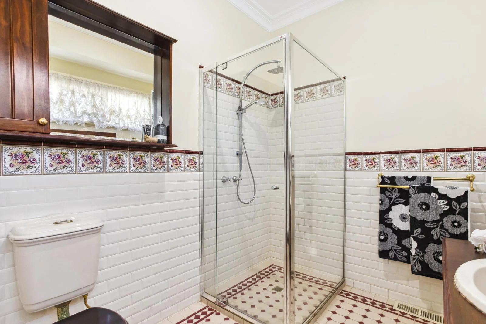 Additional image 9 of 39 Faye Crescent, Keilor VIC 3036