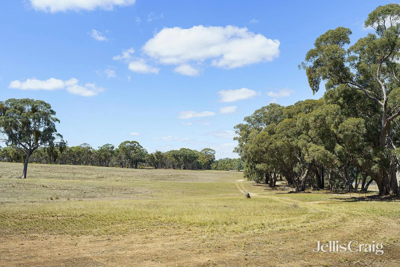 Additional image 28 of 64 Sells Lane, Maldon VIC 3463