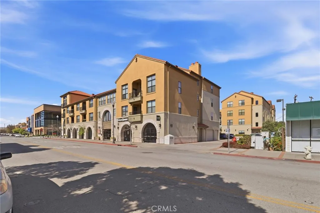 Additional image 71 of 1001 Laurel Street Unit 316, San Carlos, CA 94070