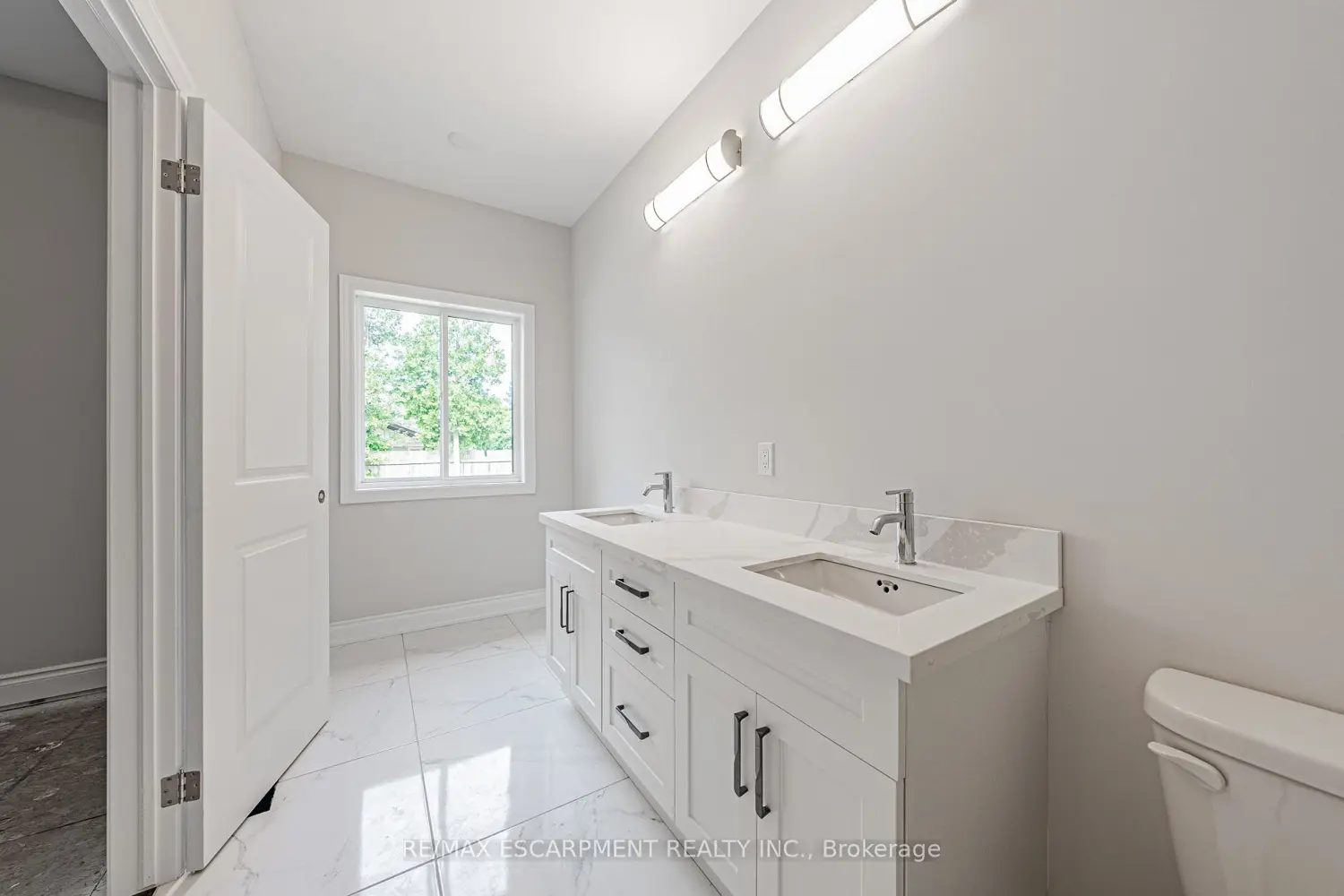 Additional image 15 of 60 Cesar Place