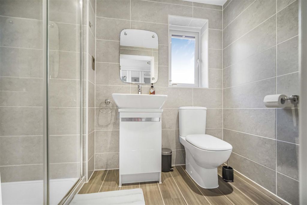 Additional image 12 of 5 bed detached house to rentChannel View, Ogmore-By-Sea CF32