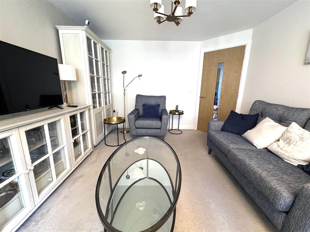 Additional image 20 of 2 bed flat to rentBeckett Grange, Berneslai Close, Barnsley S70