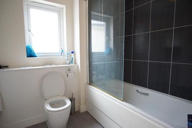 6 bed shared accommodation to rentLong Down Avenue, Bristol, Gloucestershire, 1ft, Gb BS16 photo 4