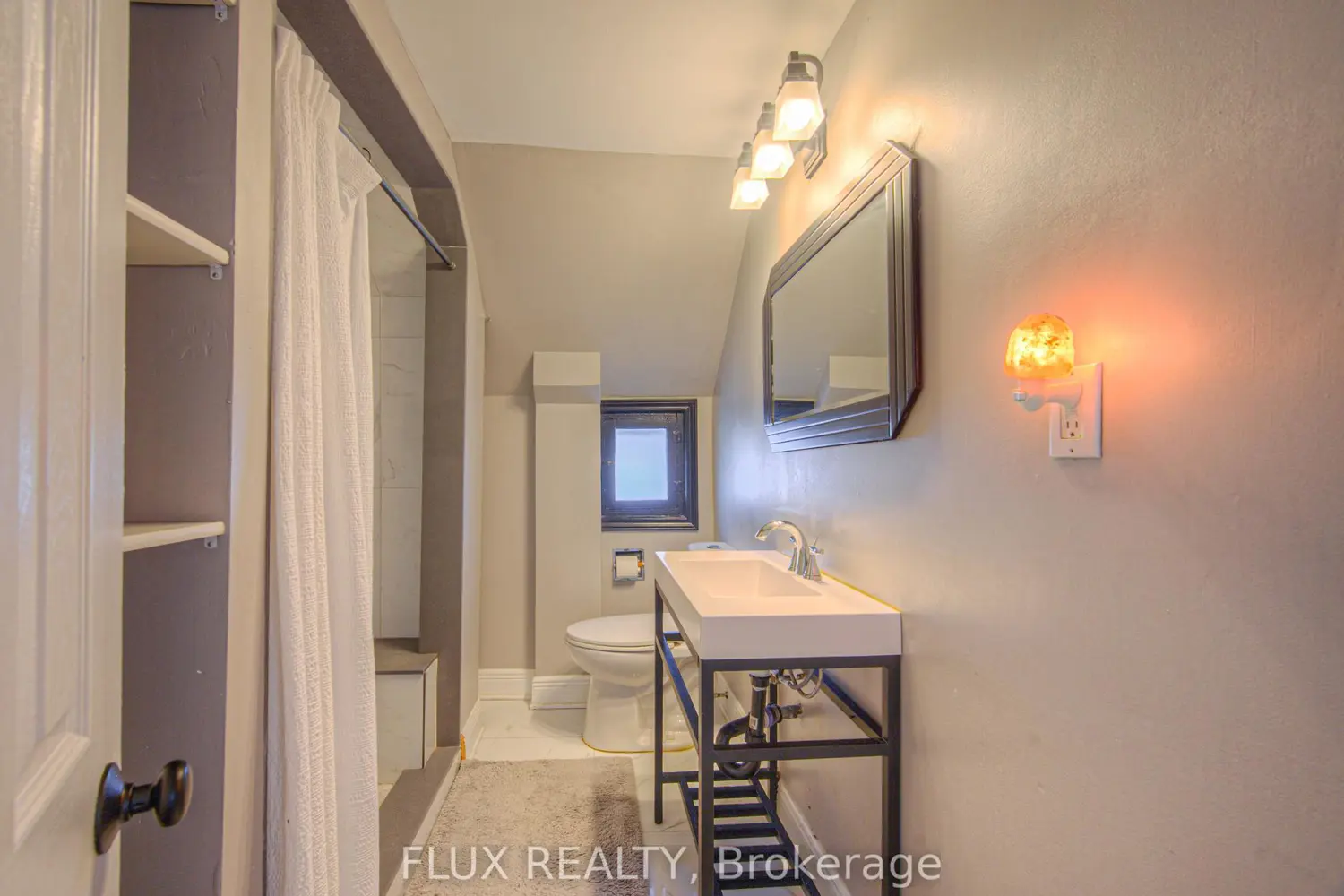 Additional image 9 of 12 Jones Street