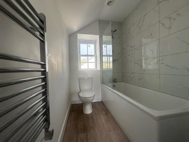 Additional image 6 of 2 bed flat to rentMarket Street, Pontypool NP4