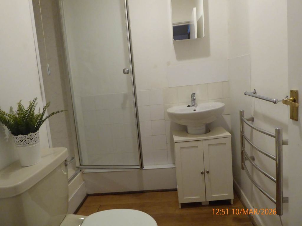 Additional image 4 of 1 bed flat to rentPriory Street, Carmarthen SA31