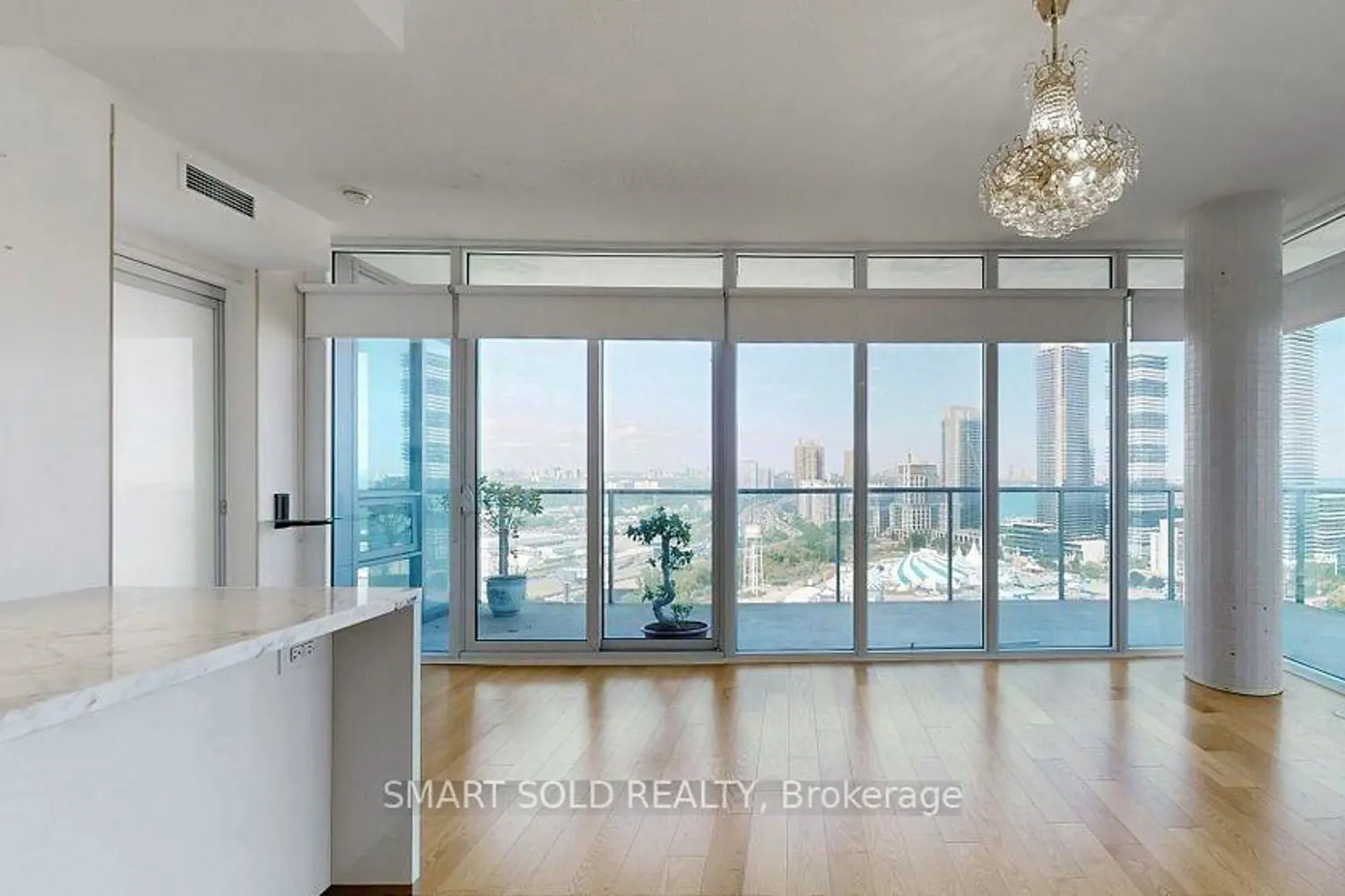 Additional image 3 of 90 Park Lawn Road 2608