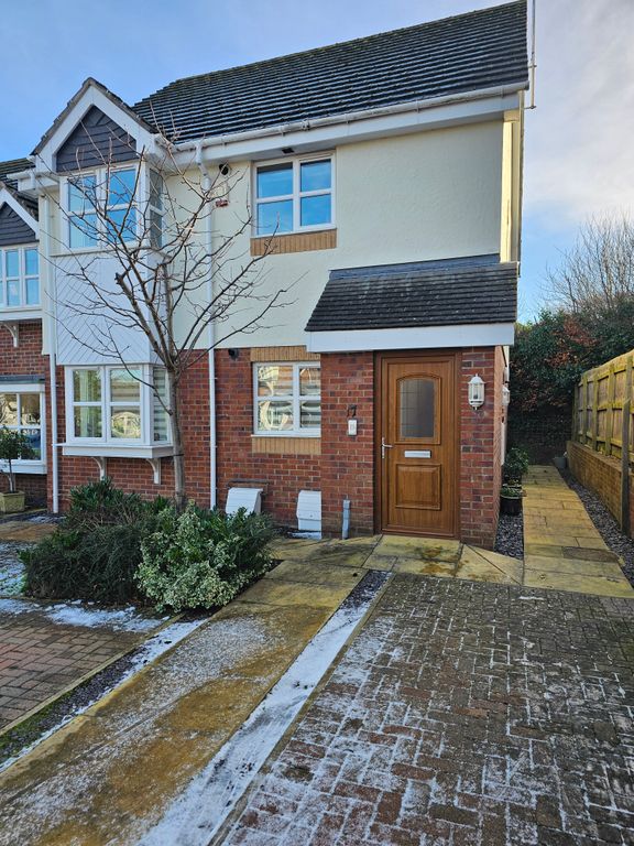 2 bed flat to rentThe Orchard, Rhos On Sea LL28