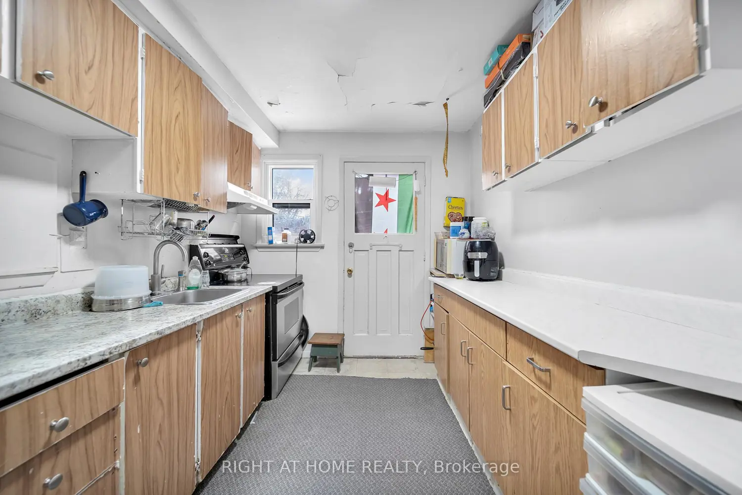 Additional image 7 of 312 Westcourt Place