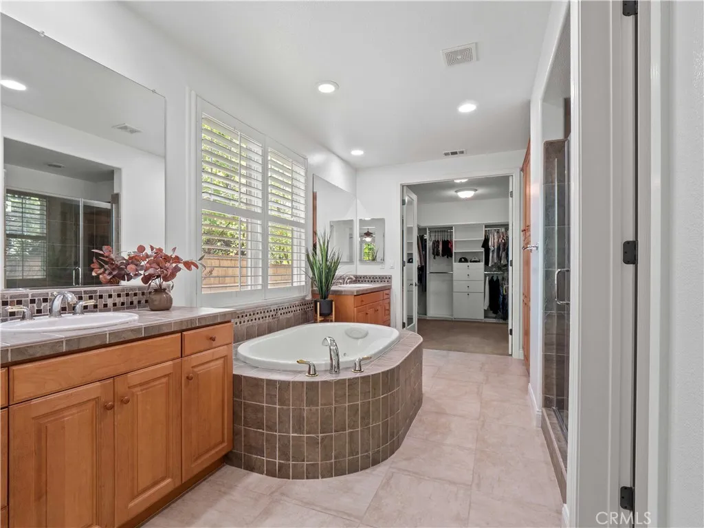 Additional image 18 of 25679 Smoketree Ln, Valencia, CA 91381