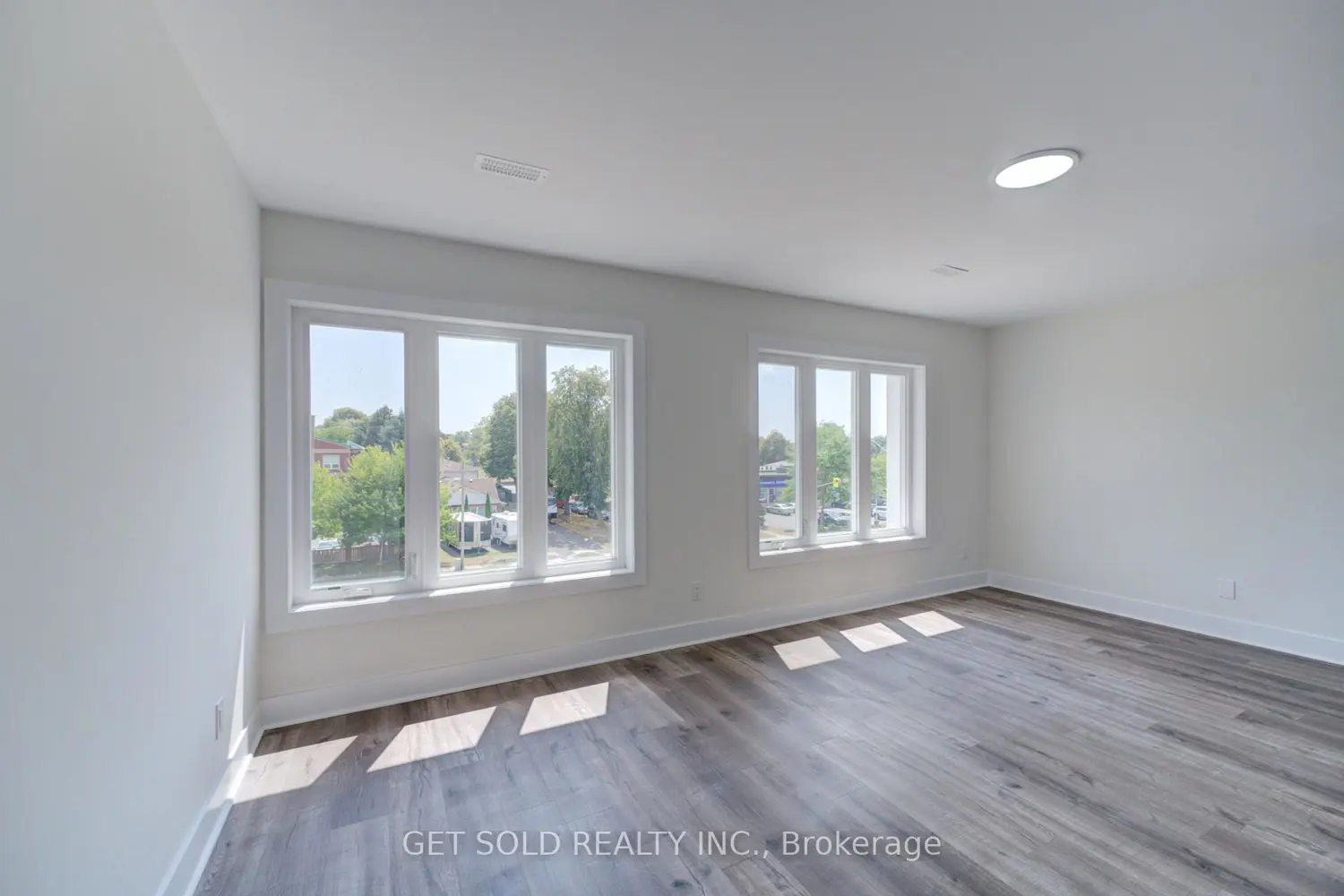 Additional image 10 of 6701 Thorold Stone Road 10