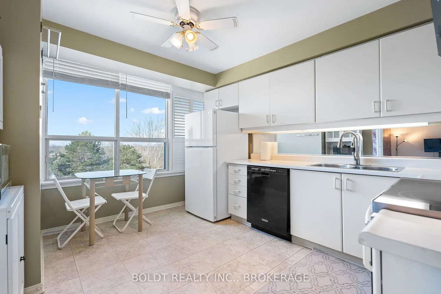 Additional image 6 of 3 Towering Heights Boulevard 501